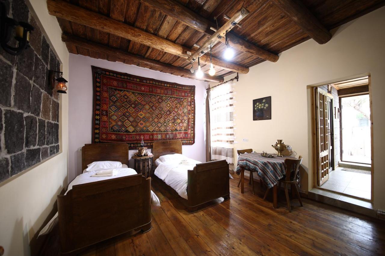 Alashkert Guesthouse ,Ալաշկերտ Հյուրատուն Гюмри Экстерьер фото